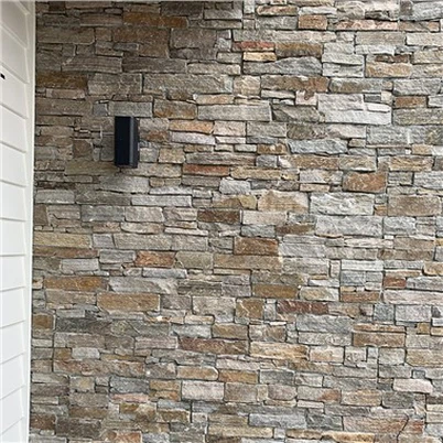 Pietra naturale da costruzione in quarzite grigia e arrugginita JRN-4649